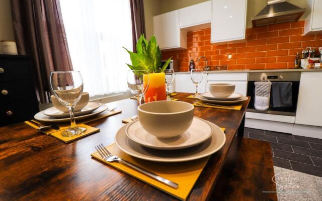 The Wild Fauna Suite - Petite Suites