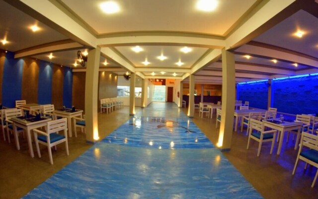 Beach Corridor Hotel & Spa