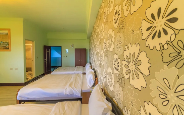 Starry Hotel