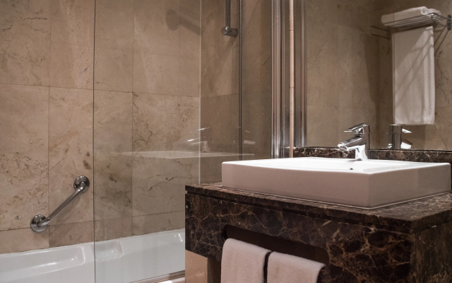 Topazio Vibe Beach Hotel & Apartments - Adults Friendly