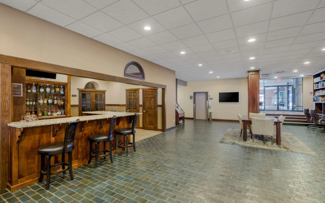 Best Western Plus Wooster Hotel & Conference Center