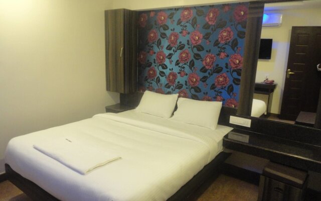 FabHotel Lemon Park
