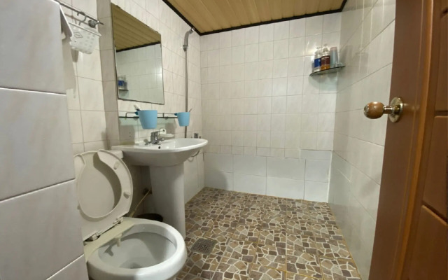 Gudeok Guest House - Hostel