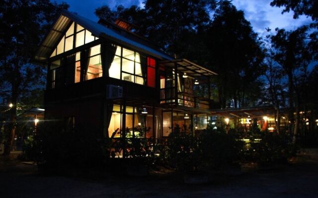 Phu Mi Lum Nao House