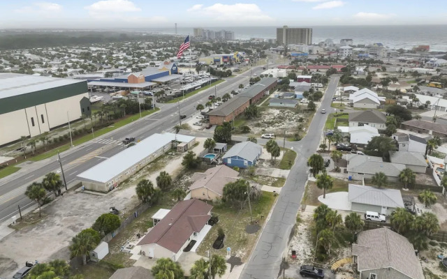 3922 Treasure Cir - Hidden Treasure