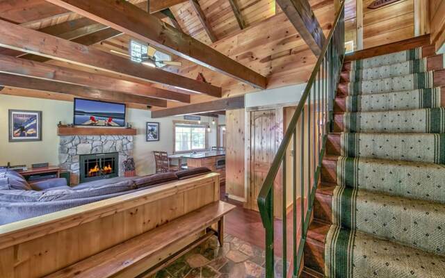 1581 Tionontati St Home