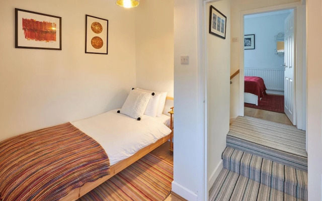 Artist House In Loftus