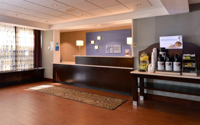 Holiday Inn Express Worcester