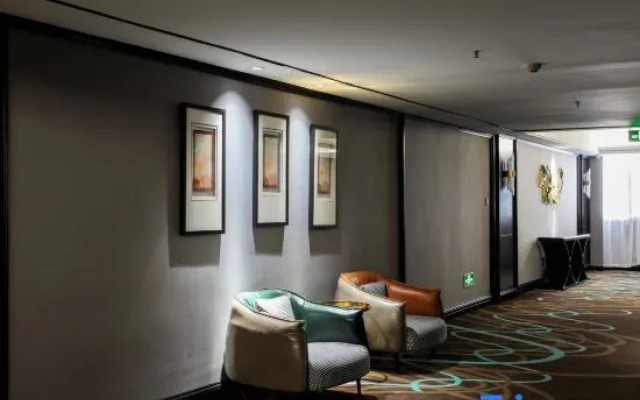 Xana Hotelle (Shishi Municipal Government Dehui Plaza)