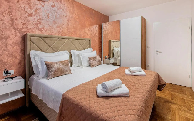 NEW! Luxury Apartment Dona