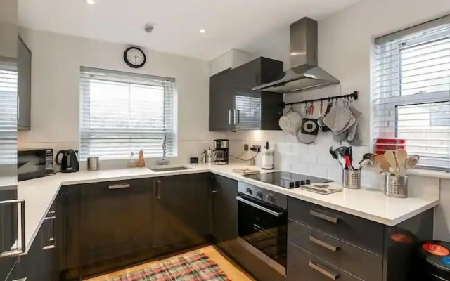 Cosy 3 Bedroom Home  Bicester Village