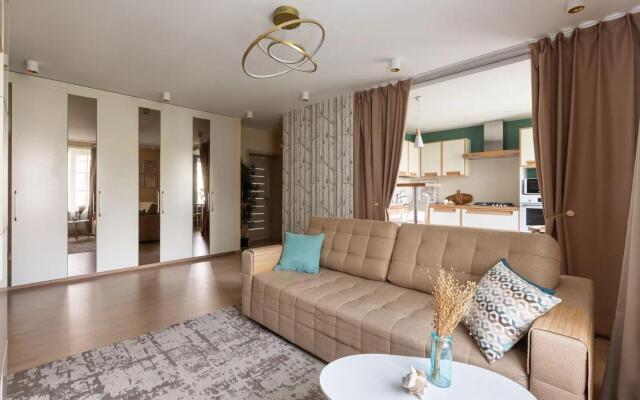 Апартаменты Queenstay на улице Кравченко