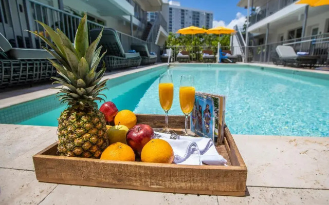 Waterside Hotel and Suites