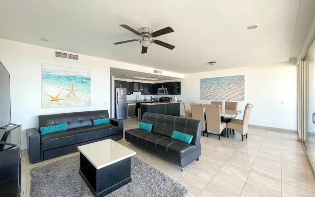 Unwind in a Modern Condo With Stunning View