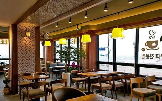 Boryeong (Daecheon) Mud Beach Hotel