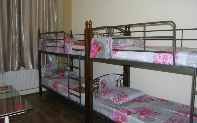 Hostel Raiduzhny