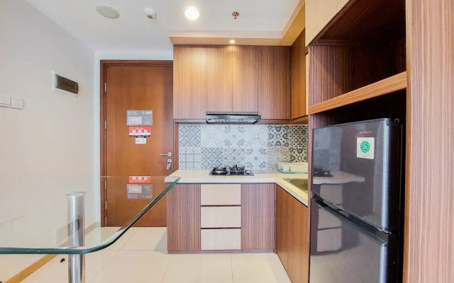 Homey And Simply 1Br M-Town Signature Apartment