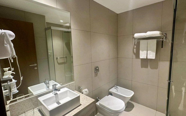 Dazzler by Wyndham Ciudad del Este