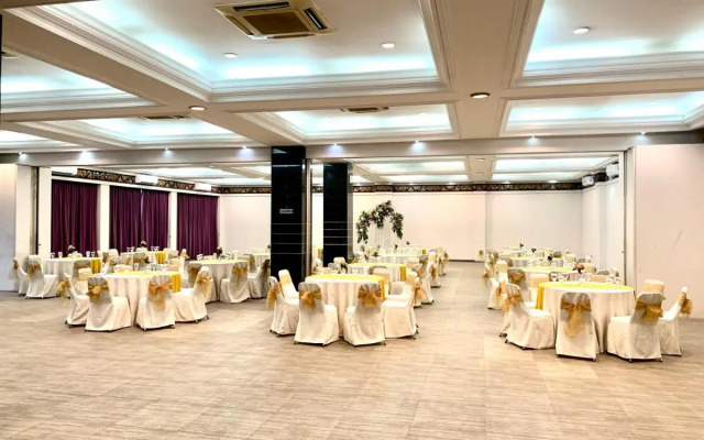 Hotel Puri Garden