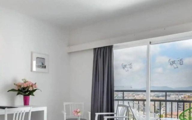 Hotel Cenit & Apts. Sol y Viento