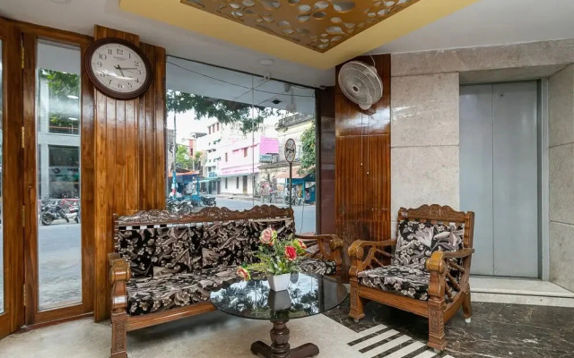 Golden Inn by OYO Rooms