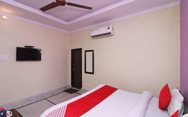 Rudraksh Hotel By OYO Rooms