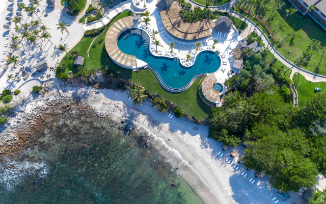 Four Seasons Resort Punta Mita