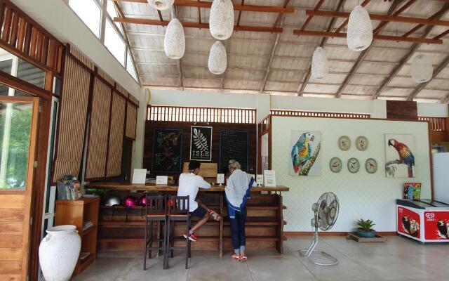 Isle Beach Resort