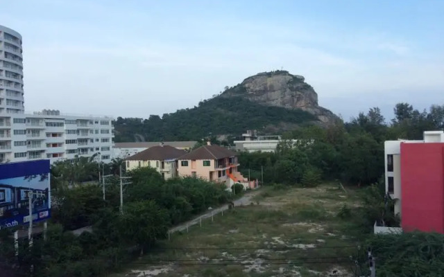 Baan Peang Ploen Condominium