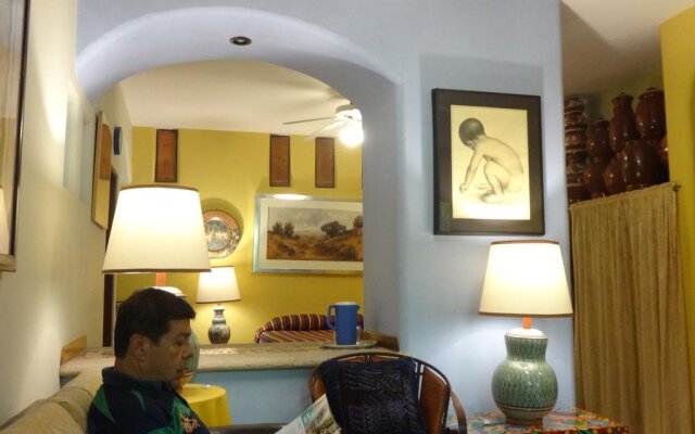 Hotel Casa de Las Flores Bed and Breakfast