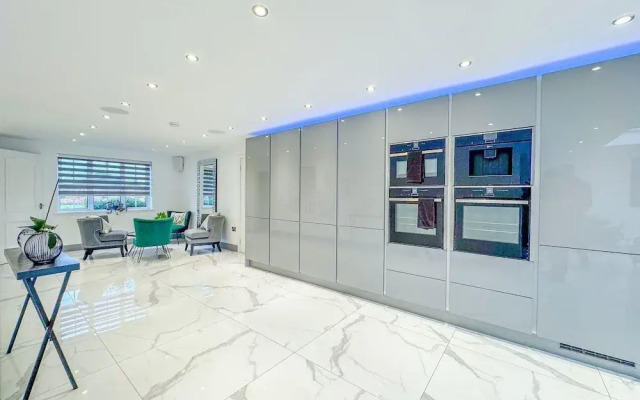 The Firs Luxury Home
