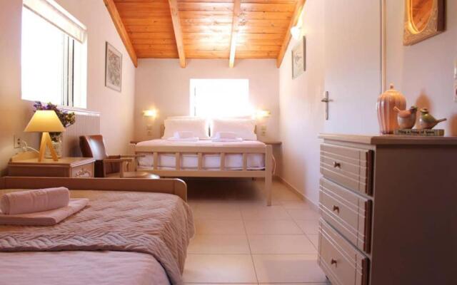 New independent loft, 360⁰ view, 5' beach/center