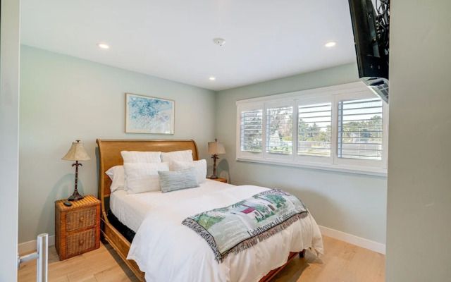 Seascape Aptos Retreat w/ Bocce Ball Court!