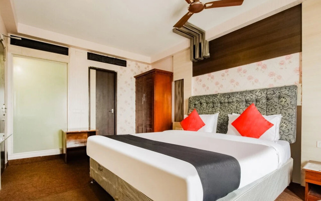 Capital O 61144 Hotel Raj