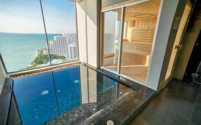 Sea view 253 The Base Central Pattaya