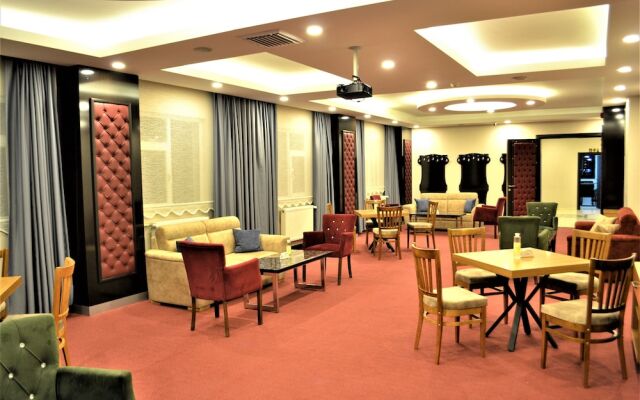 Sapran Deluxe Hotel