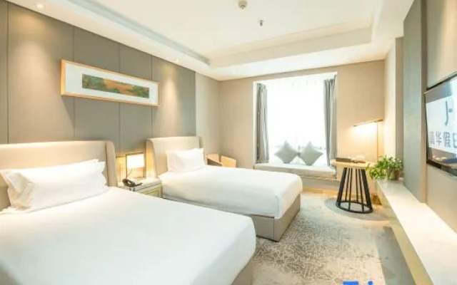 Shiyan Jiahua Holiday Hotel (Wuyan Shopping Mall People's Hospital Branch)