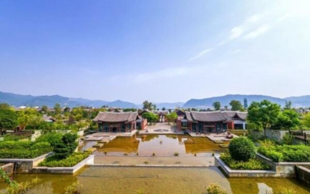 Langzhong Hirizon Hotel