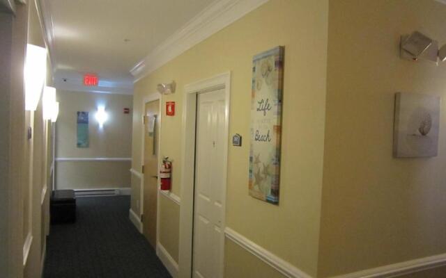 Atlantic Breeze Suites