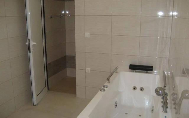Pomorie Bay Apart Hotel