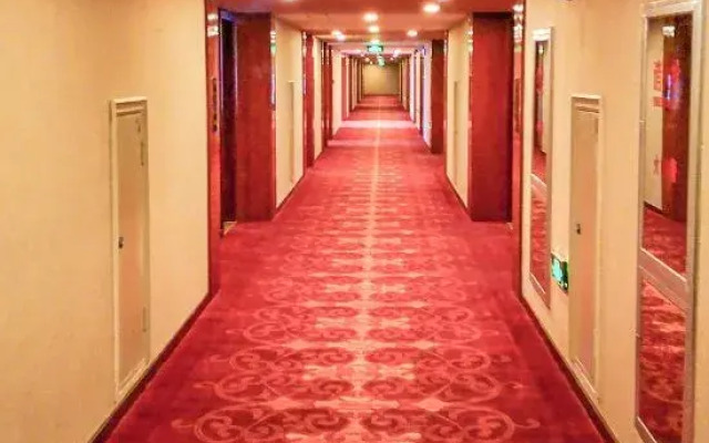 Sweetland Hotel Ji An