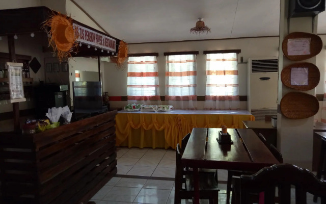 NB 7J's Pension House