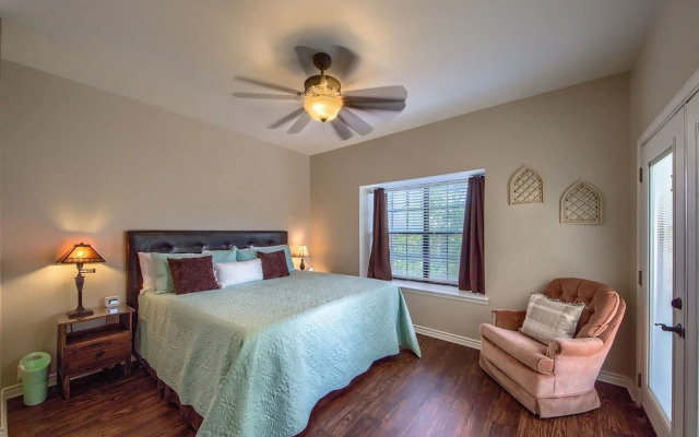 Ss 6b Teckelhaus 2 Bedroom Condo by RedAwning