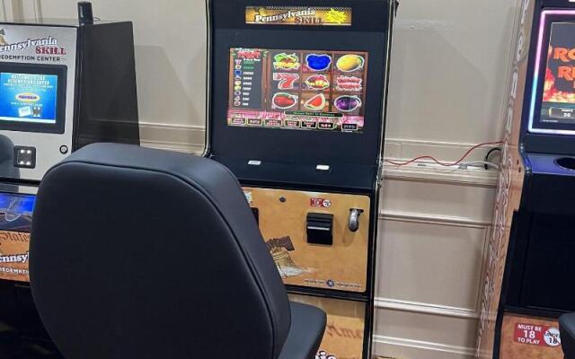 Park Inn by Radisson Sharon