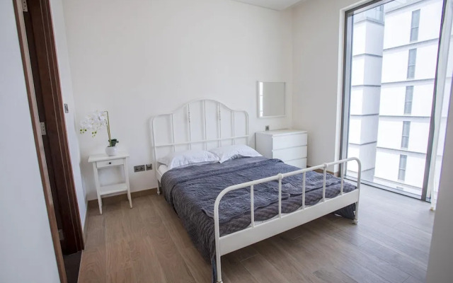 Luxury Studio Apartment at Sobha Hartland