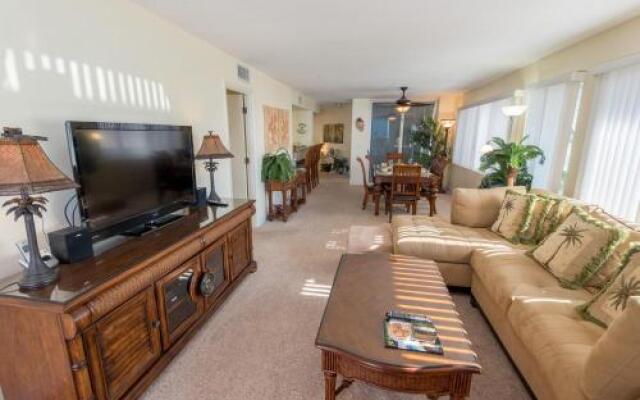 Anna Maria Island Club 20