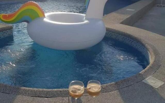 Hostal Las Garzas Del Pelado