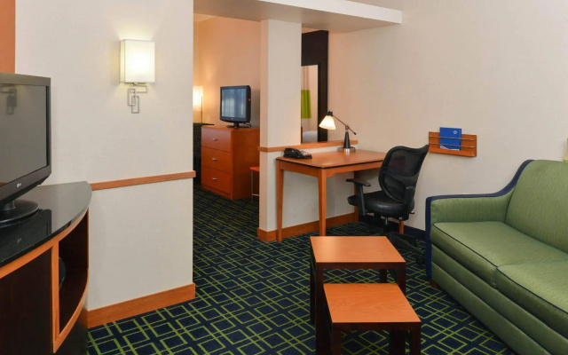 Fairfield Inn & Suites by Marriott Commerce