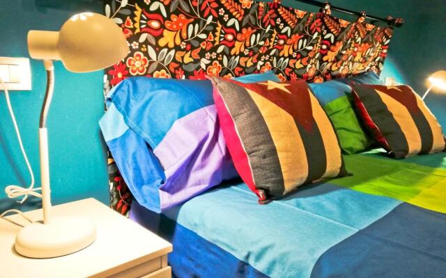 Modern & Bright Flat - 2 Min From the Sea