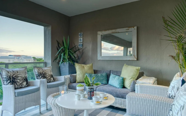 Stanford's Cove Villas